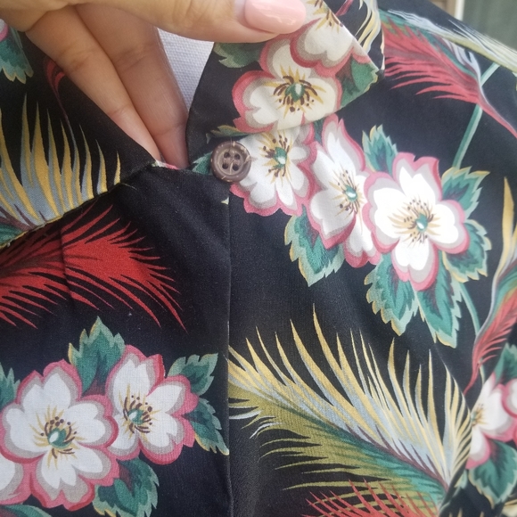 Reyn Spooner Tiki Shirt - Picture 4 of 5